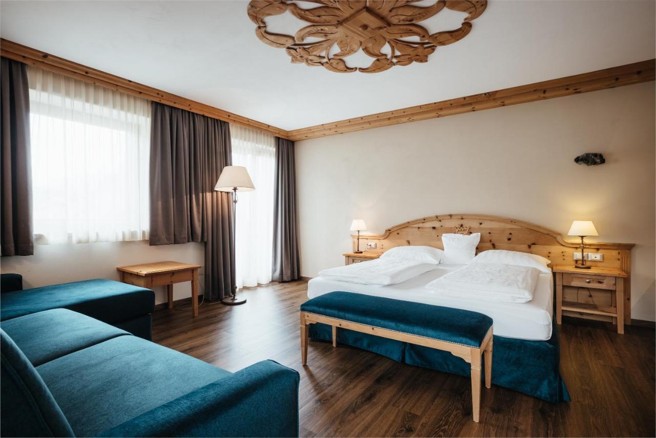 Kristallhotel Corona-Krone San Vigilio Di Marebbe Eksteriør billede