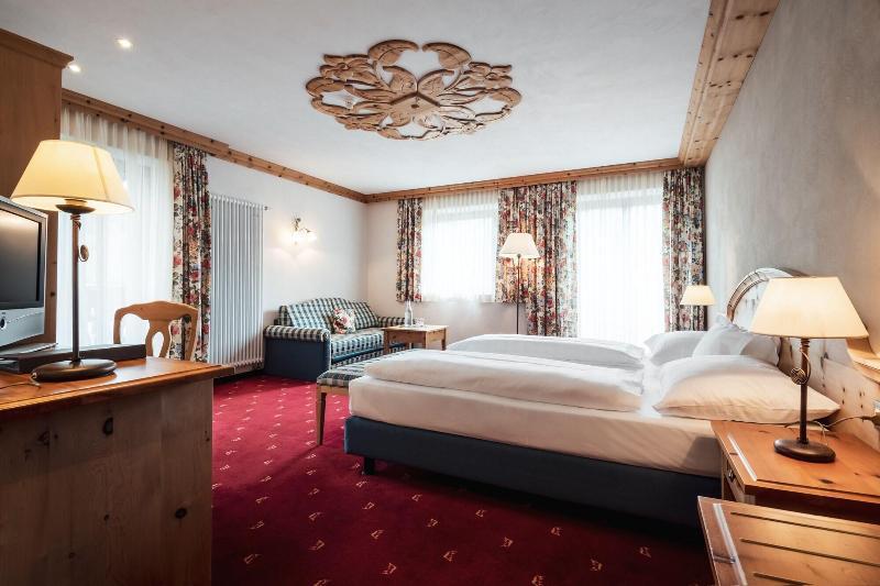 Kristallhotel Corona-Krone San Vigilio Di Marebbe Eksteriør billede