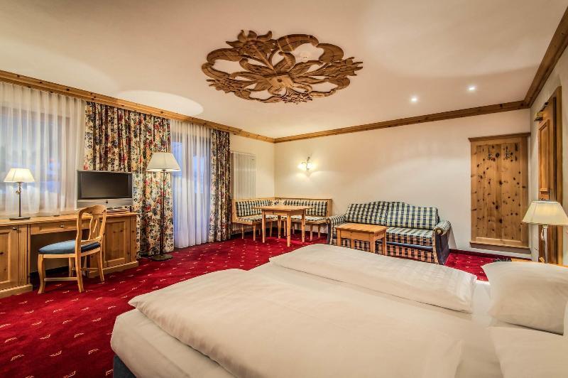 Kristallhotel Corona-Krone San Vigilio Di Marebbe Eksteriør billede