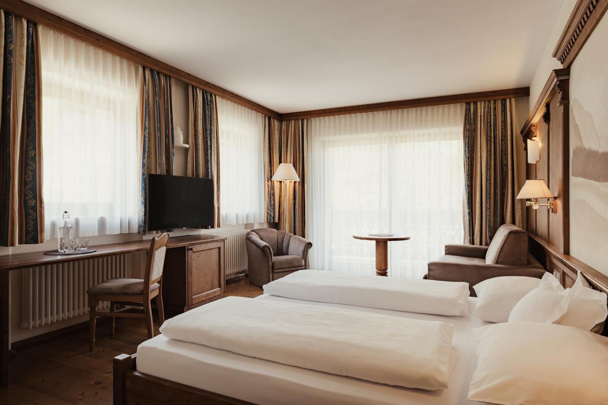 Kristallhotel Corona-Krone San Vigilio Di Marebbe Eksteriør billede