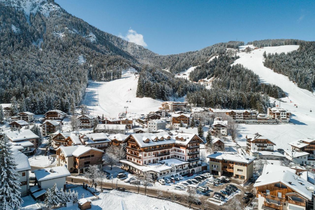 Kristallhotel Corona-Krone San Vigilio Di Marebbe Eksteriør billede