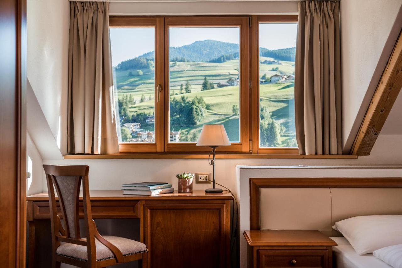 Kristallhotel Corona-Krone San Vigilio Di Marebbe Eksteriør billede